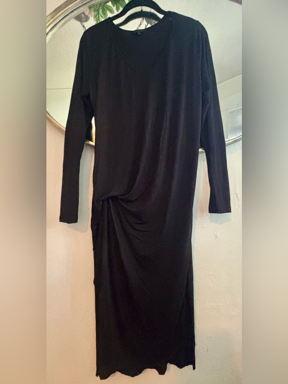 Sen Classic Black Long-Sleeve Twist-Waist Women's Dress